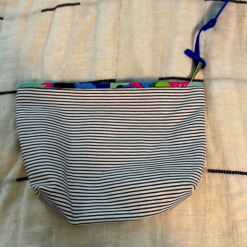 Estēe Lauder Cosmetic Bag